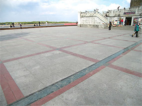 江沿廣場1